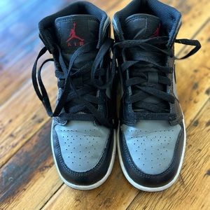 Jordan 1, great condition, no box, size 4.5